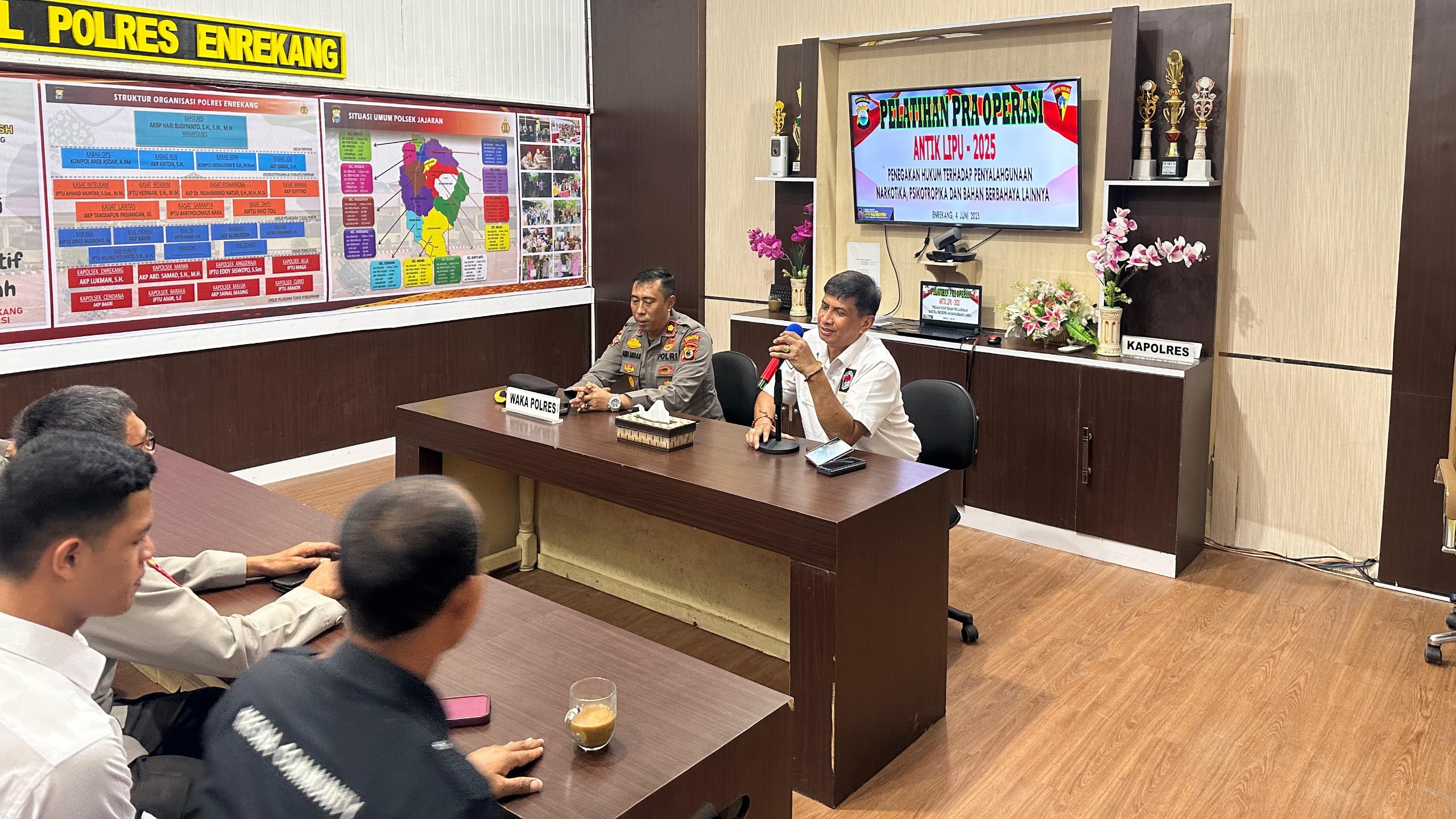 Jelang Operasi Antik Lipu 2025, Kasat Narkoba Polres Enrekang Beri Pembekalan Strategis