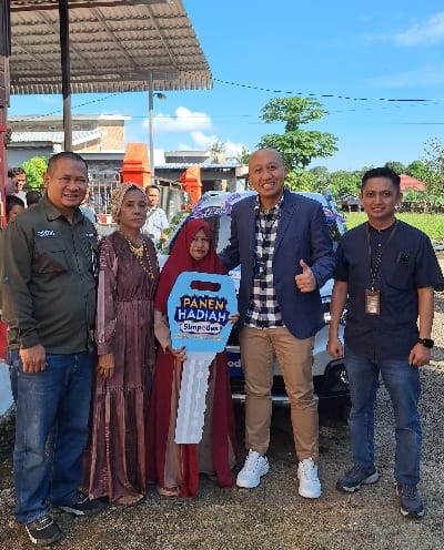 Setia Menabung, Penjual Sayur Ini Kembali Bawa Pulang Mobil dari BRI