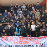 Mahasiswa Saintek UIN Alauddin Geruduk Fly Over dan DPRD Sulsel, Teriakkan Indonesia Emas atau Indonesia Cemas