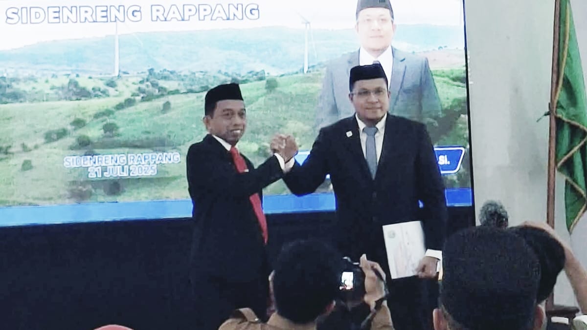 Andi Rahmat Saleh Resmi Dilantik Jadi Sekda Sidrap, Bupati Syahar: Jadilah Motor Penggerak Reformasi Birokrasi