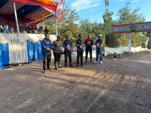 Bupati Enrekang Resmi Tutup Kejurda Bhayangkara Grasstrack Motocross 2025, Apresiasi Tinggi untuk Polres Enrekang