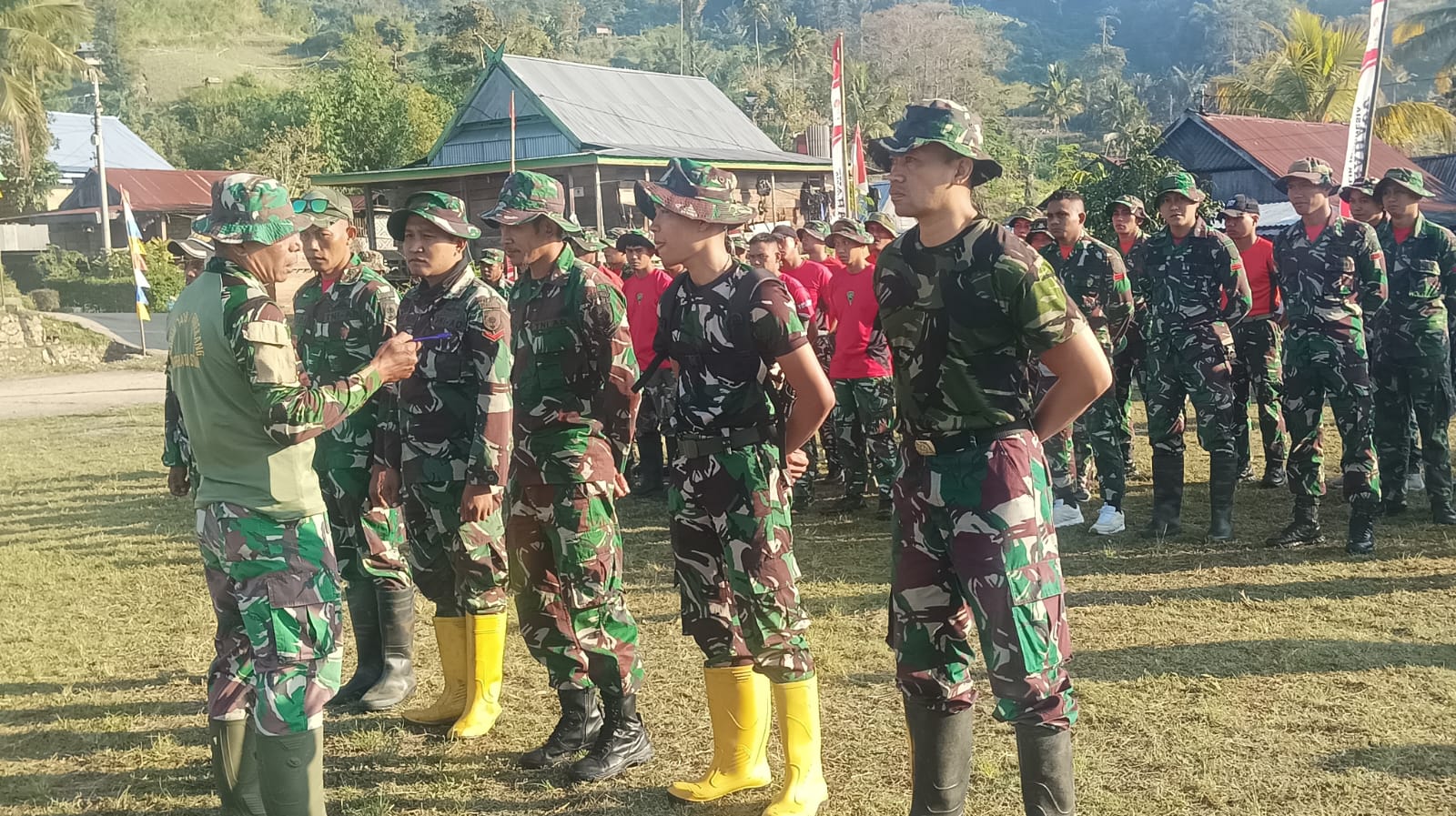 Semangat Pagi di Lereng Pakalobean : Apel Satgas TMMD 125 Jadi Fondasi Pengabdian TNI untuk Rakyat