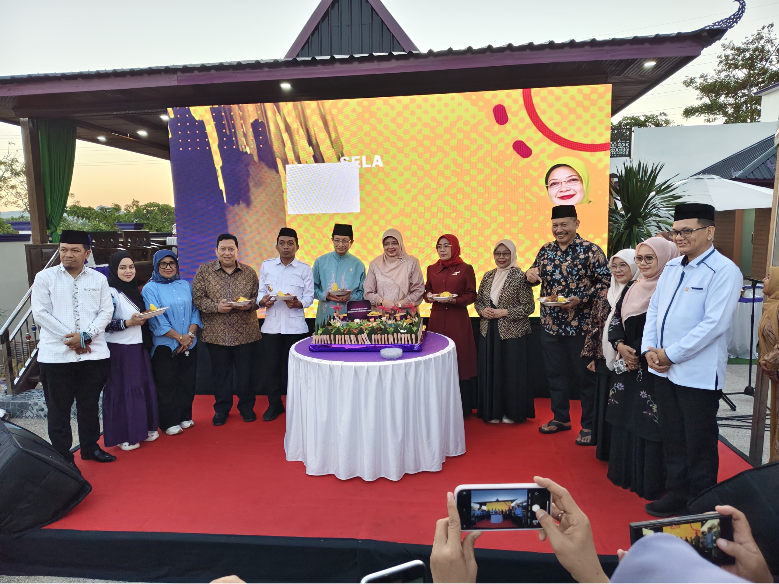 Menag RI Disambut Meriah di Sidrap, Bupati Tegaskan Komitmen Jadi Lumbung Nasional