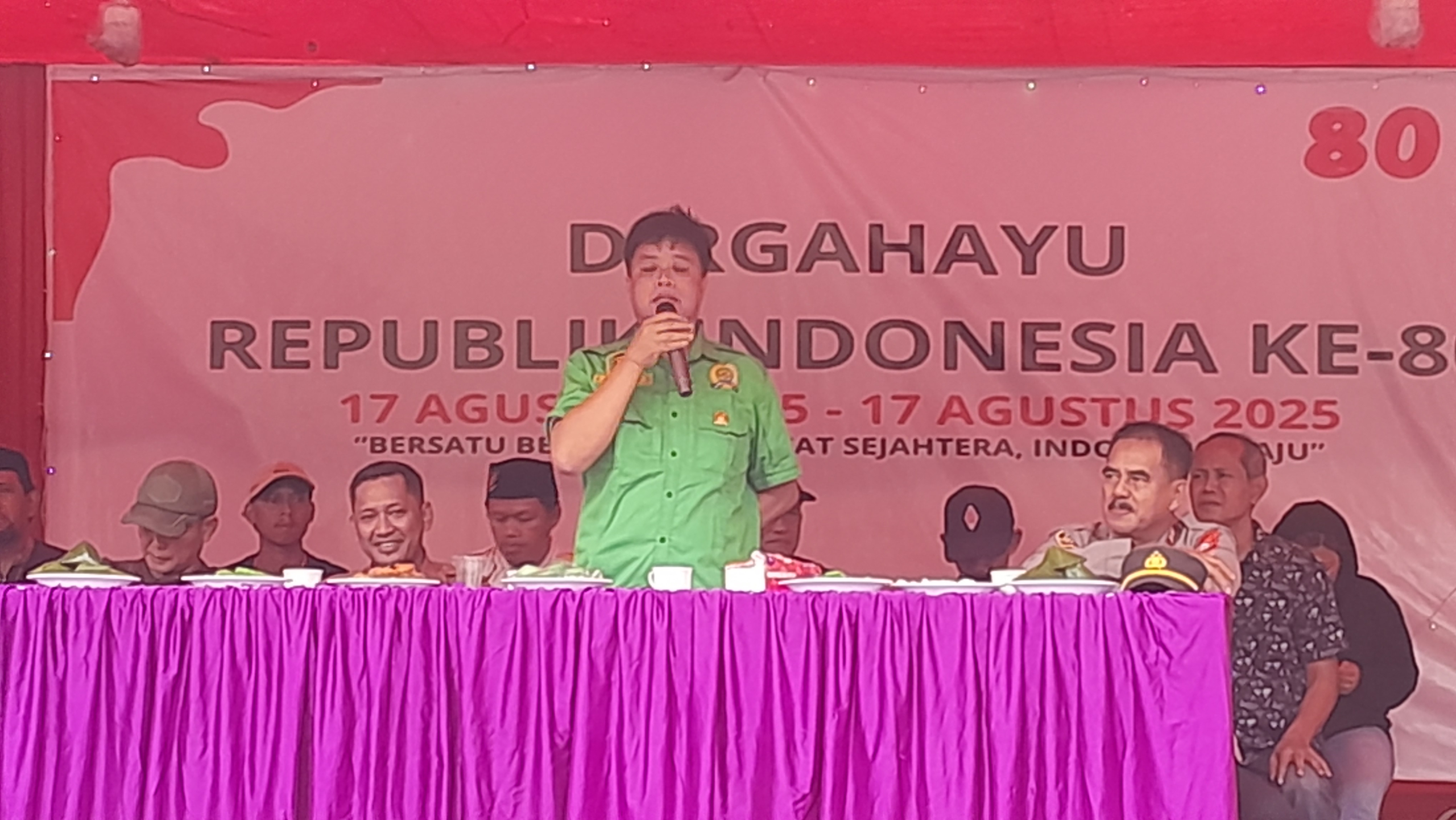 Karama  Anggota DPRD Enrekang Fraksi PPP  Membuka Dengan Resmi  Turnamen Bola kasti Dan Gelora Seni Ikatan Pemuda,Remaja Bangkan CUP II Tahun 2025