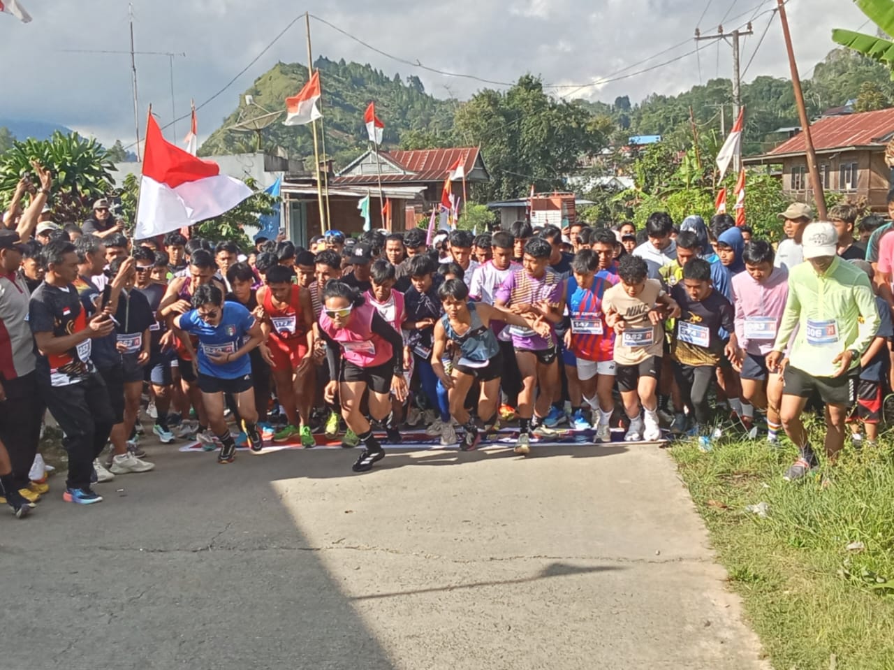 Camat Masalle Melepaskan Fun Run Remes Cup IV
