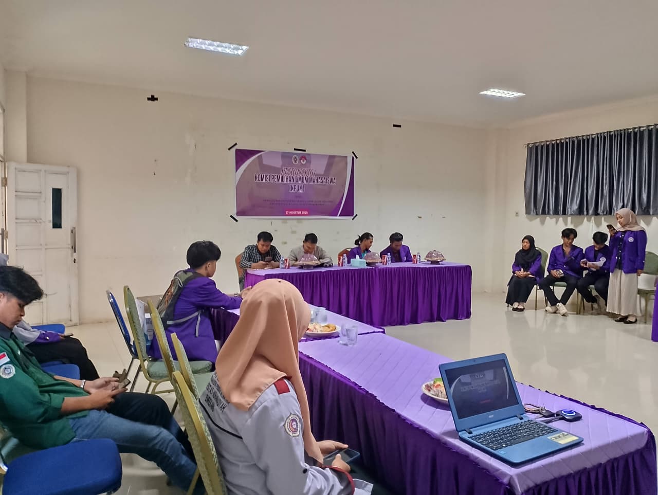 Jelang Pemilihan Presiden Mahasiswa UNIMEN, KAUR Ormawa Resmi Lantik KPUM