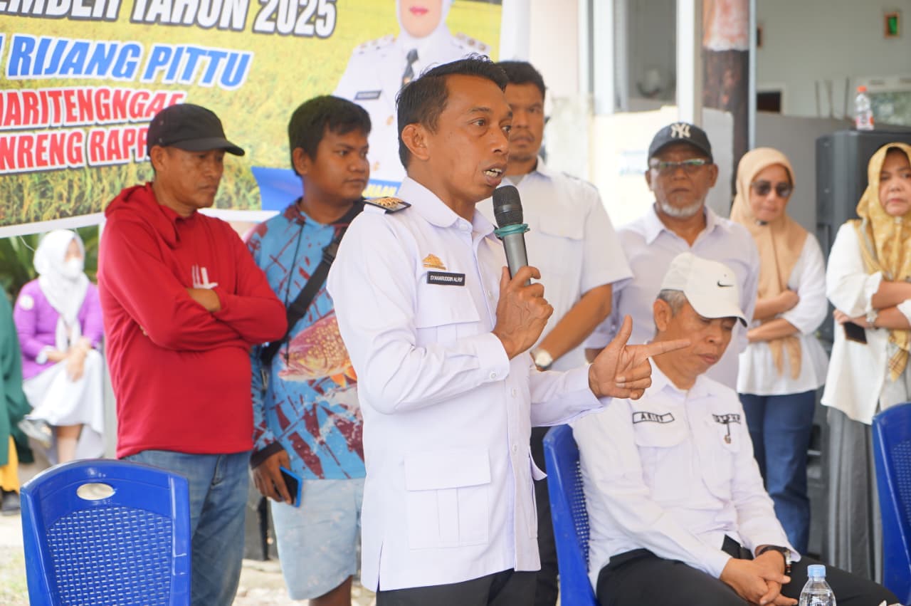 Syaharuddin Alrif Imbau Petani Rijang Pittu Gotong-Royong Cegah Hama Saat Panen