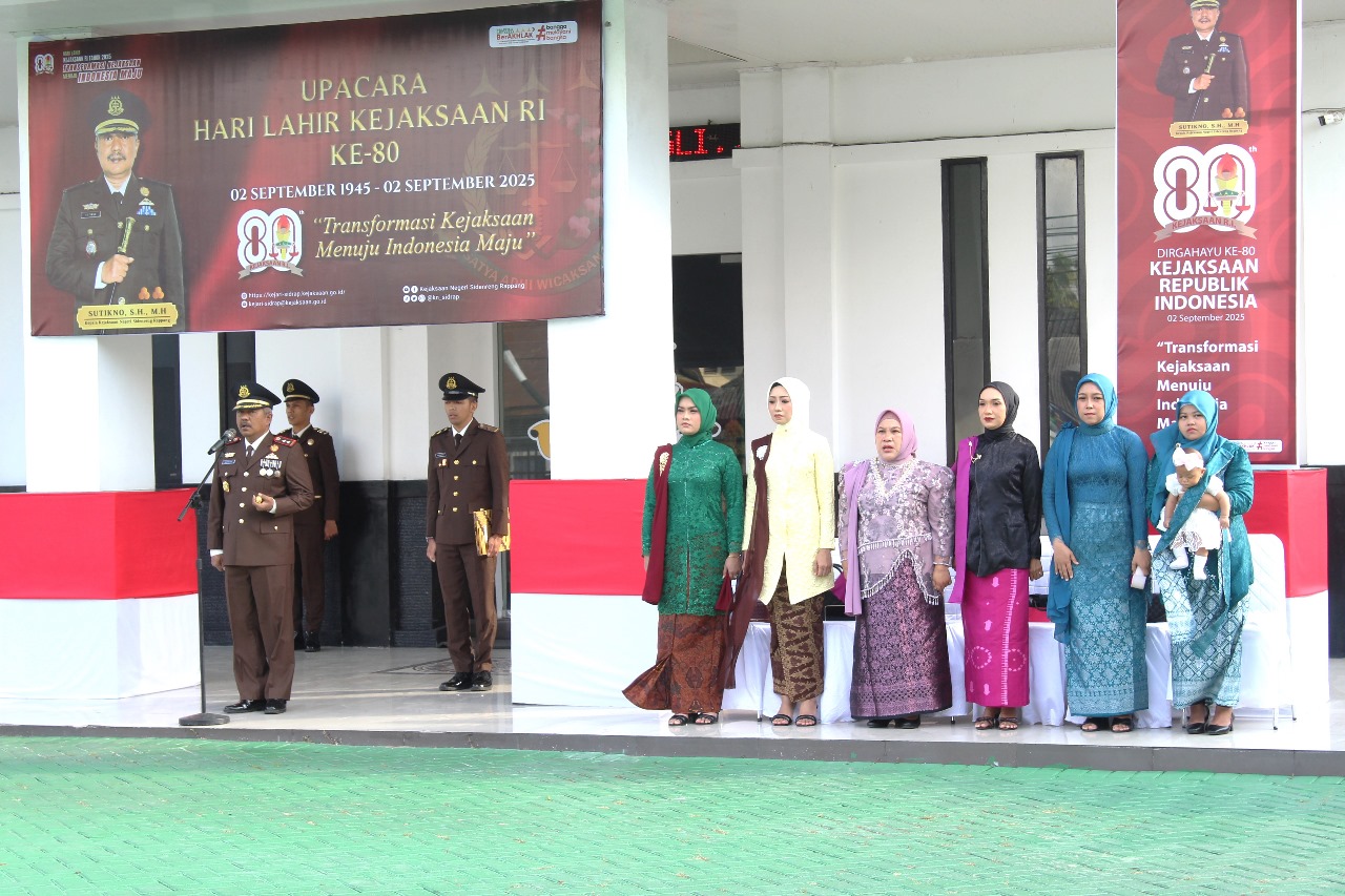 “Kejari Sidrap Gelar Upacara HUT Kejaksaan ke-80: Teguhkan Komitmen Penegakan Hukum, Hadir untuk Negeri”