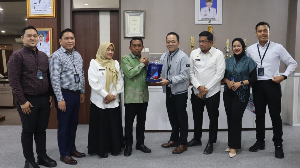 Bupati Sidrap Diskusi dengan Pimpinan Bank Bahas Kerja Sama Strategis Pembangunan Daerah Perbankan Siap Dukung UMKM, Pertanian, dan Inklusi Keuangan di Bumi Nene Mallomo