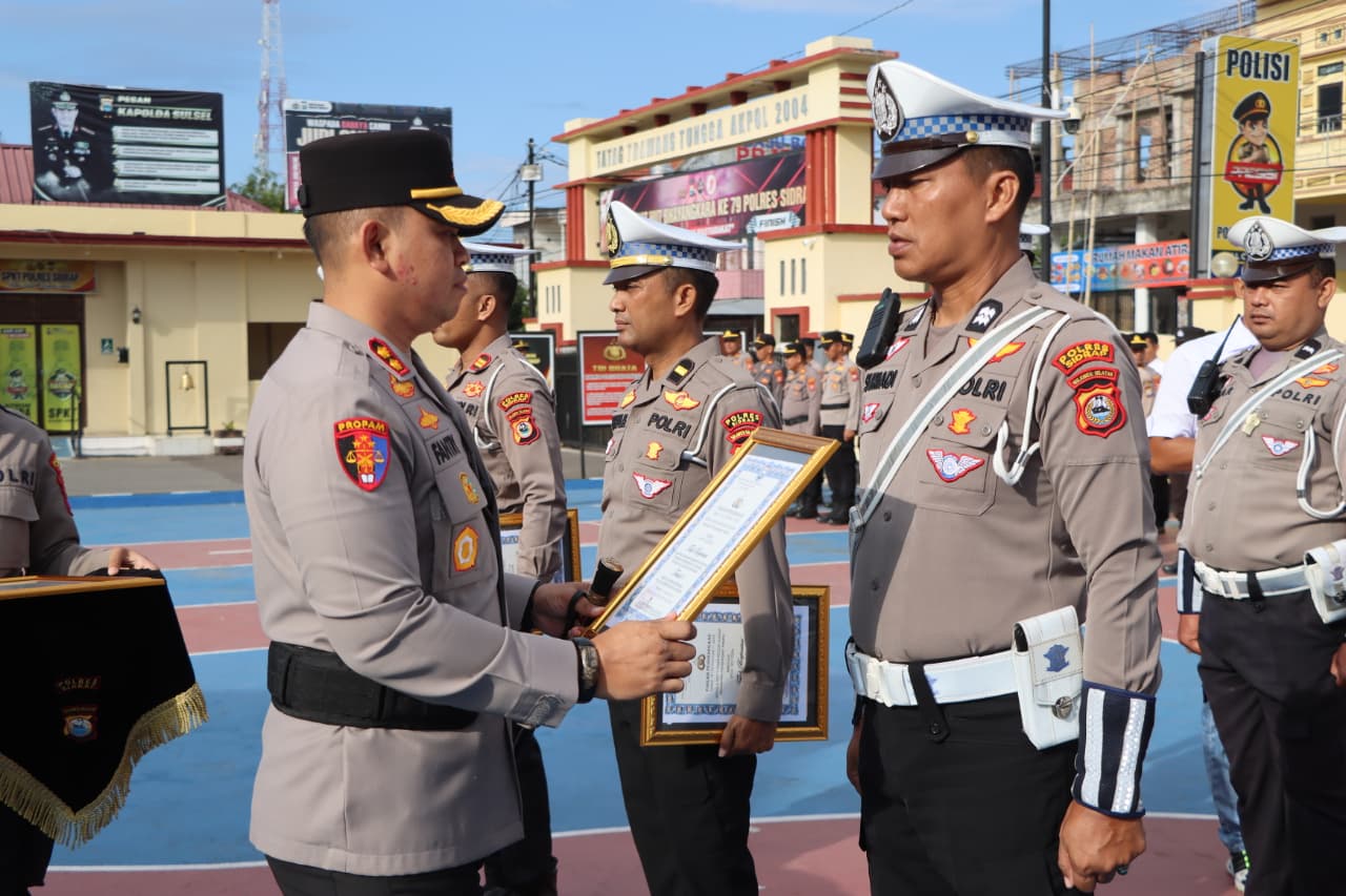 Penghargaan Bergengsi untuk Satlantas, Kapolres Sidrap Tekankan Pelayanan Prima