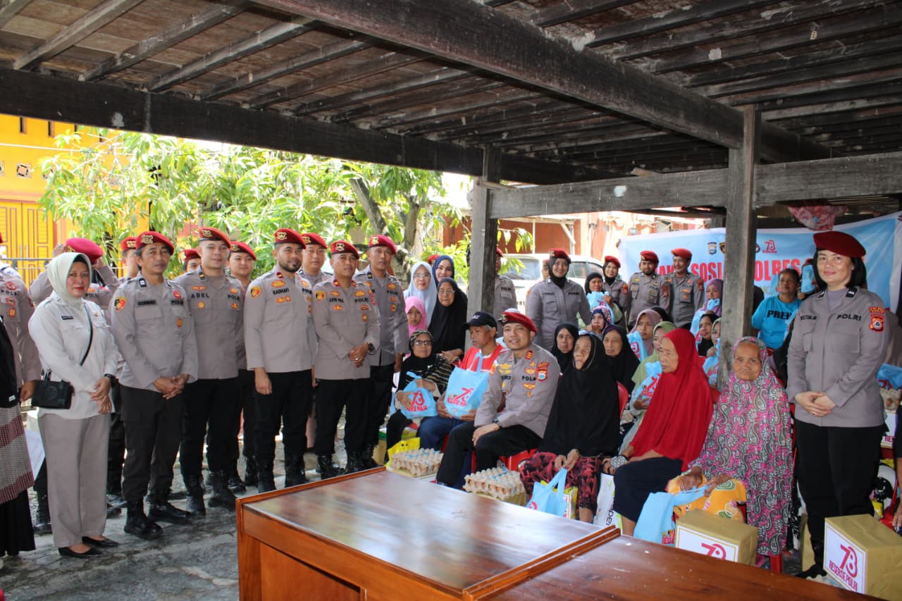 HUT Reserse ke-78, Polres Sidrap Tebar Kepedulian Lewat Bakti Sosial di Wala