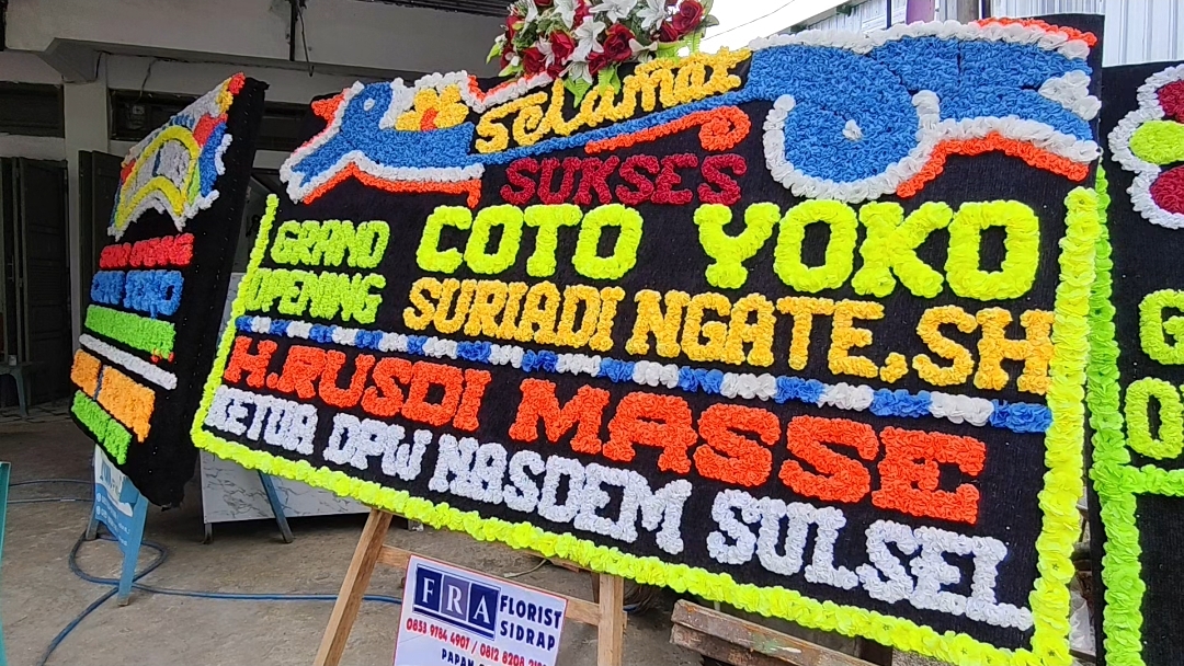 RMS dan Wakil Bupati Sidrap Beri Apresiasi di Grand Opening Coto Yoko, Acara Banjir Karangan Bunga