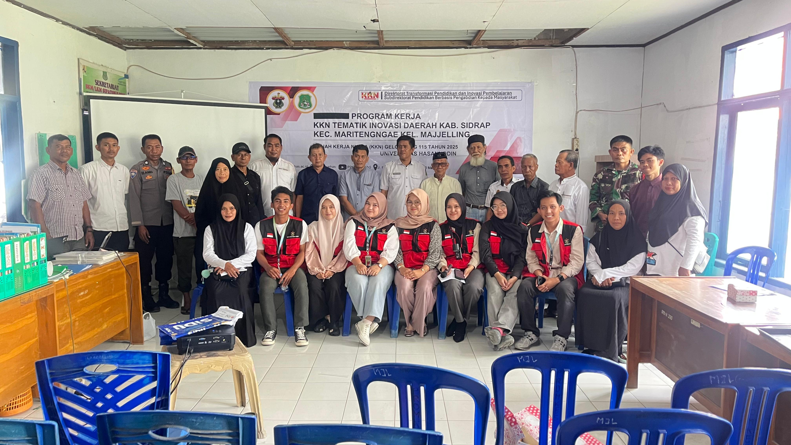 Mahasiswa KKN-T Inovasi Daerah Gelombang 115 Unhas Gelar Sosialisasi Dan Demonstrasi Menjaga Lingkungan di kelurahan Majjelling