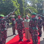 Tradisi Pedang Pora Iringi Momen Haring Pelepasan Dandim 1419/Enrekang