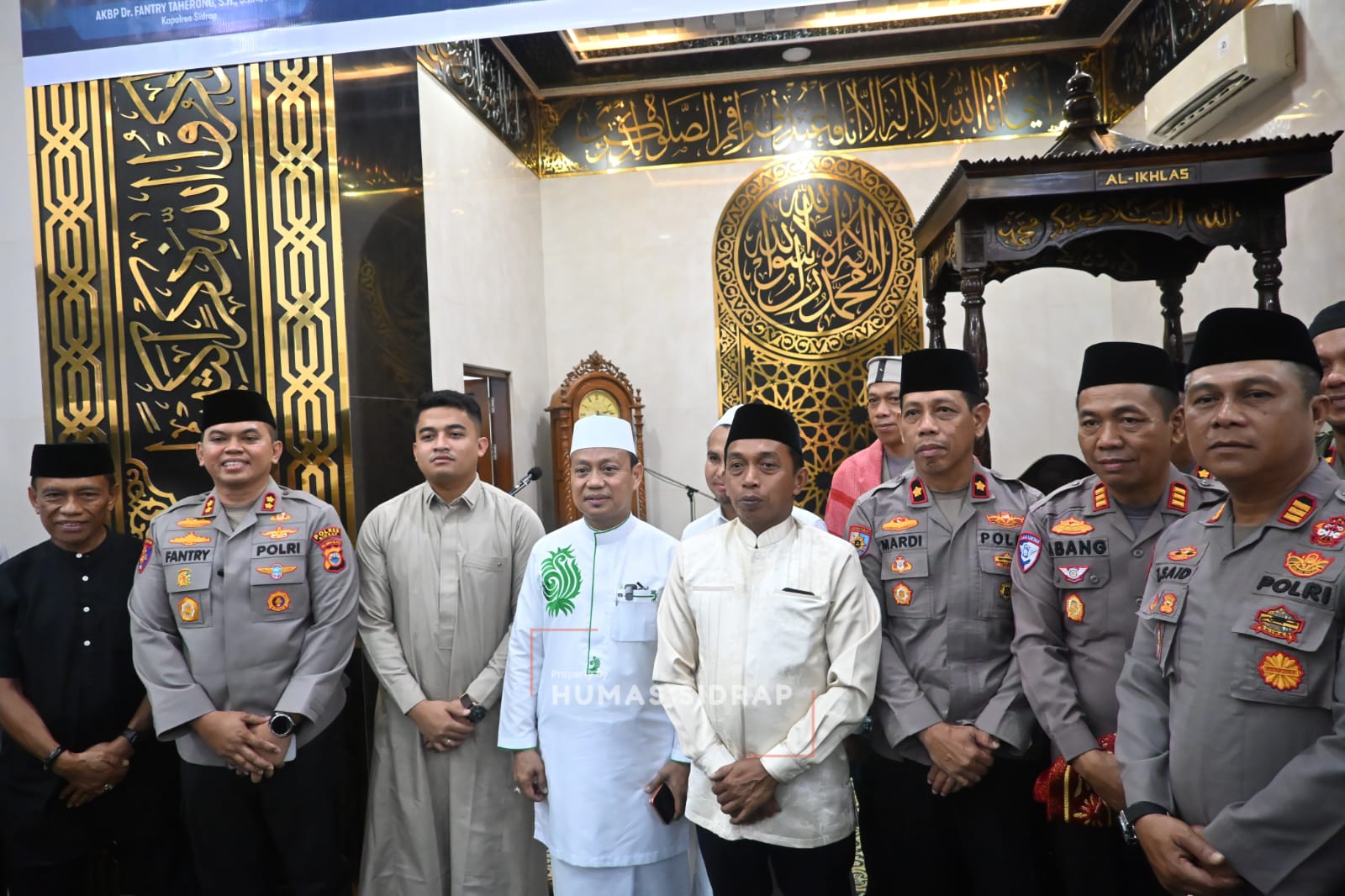 Subuh Keliling Polres Bersama Ustad Das’ad Latif, Bupati Sidrap Hadir