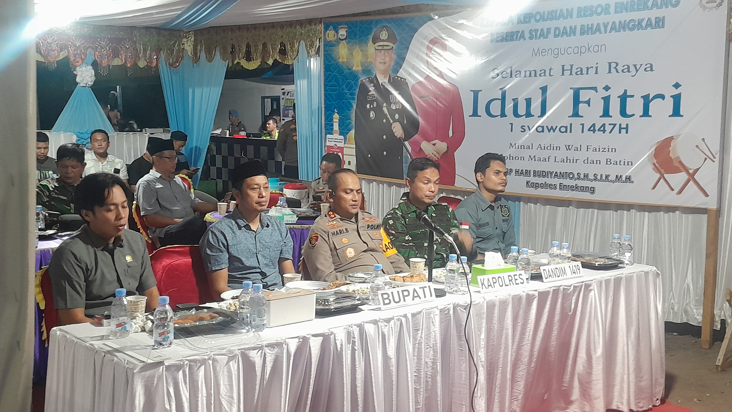 Kapolres Enrekang Bersama Forkopimda Ikuti Zoom Nasional Pemantauan Malam Takbiran Idul Fitri 1447 H, Tegaskan Kesiapan Tindak Lanjut Arahan Kapolri