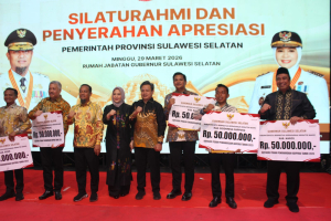 Sidrap Bangkit dan Berprestasi, Dua Penghargaan Bergengsi Diraih Sekaligus