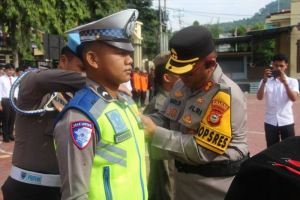 Kapolres Enrekang Pimpin Apel Gelar Pasukan, Tanda Dimulainya Operasi Ketupat Pallawa 2026