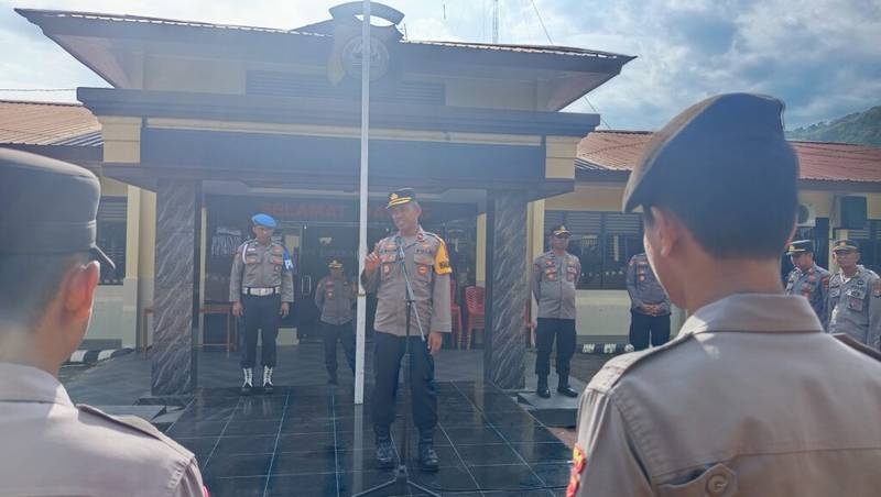 Wakapolres Enrekang Himbau Personel Perhatikan Atensi Pimpinan Terkait Zakat Fitrah, Infaq dan Kebersihan Lingkungan