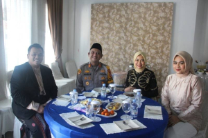 Kapolres Enrekang Hadiri Halal Bihalal di Rujab Wakil Bupati, Disambut Hangat Keluarga Besar Andi Tenri Liwang La Tinro