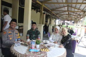 Sinergitas TNI-Polri, Kapolres Enrekang Terima Kunjungan Dandim 1419 dalam Momentum Halal Bihalal