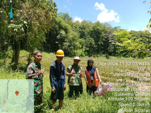 Dukun Ketahanan Pangan, Babinsa Koramil 02/Enrekang Dampingi Tim supervisor Tinjau Lahan Non Rawa.