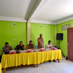 Babinsa dan Bhabinkamtibmas Hadiri Rapat Tutup Buku BUMDes Desa Karueng