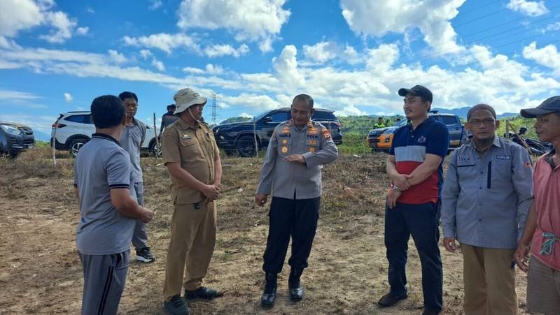 Tinjau Lahan Jagung, Kapolres AKBP Hari Budiyanto Pastikan Program Ketahanan Pangan Polres Enrekang Berjalan Optimal