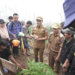 Peringati Hari Bumi, Bupati Enrekang Meresmikan Areal Eko Wisata.