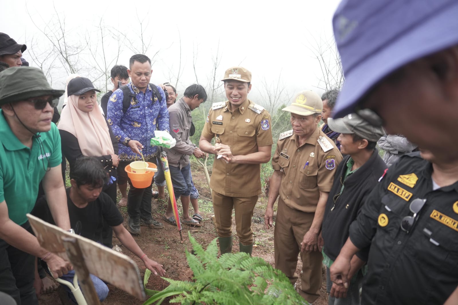 Peringati Hari Bumi, Bupati Enrekang Meresmikan Areal Eko Wisata.