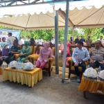 Personel Polsek Maiwa Amankan Kegiatan Peresmian dan Groundbreaking SPPG Polres Enrekang di Kelurahan Bangkala.
