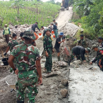 Pembangunan Jembatan Aramco Desa Kaluppini Terus Dikebut, TNI dan Masyarakat Gotong Royong Kerjakan Pondasi