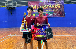 Mahasiswa FK Unhas Asal Enrekang Raih Juara 1 Badminton Ganda Putra Nasiona