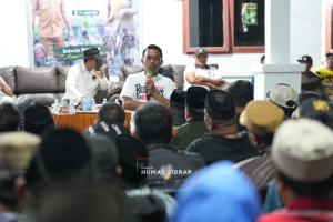 Bupati Syaharuddin Dengarkan Aspirasi Warga Tana Toro Lewat Program Bermalam di Desa