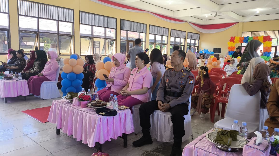 Pelepasan Siswa TK Kemala Bhayangkari 04 Brimob Meriah, Penuh Haru dan Kreativitas Anak