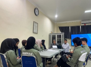 BAZNAS Enrekang Memantau Penerima Beasiswa Cendekia di Kampus UNIMEN.