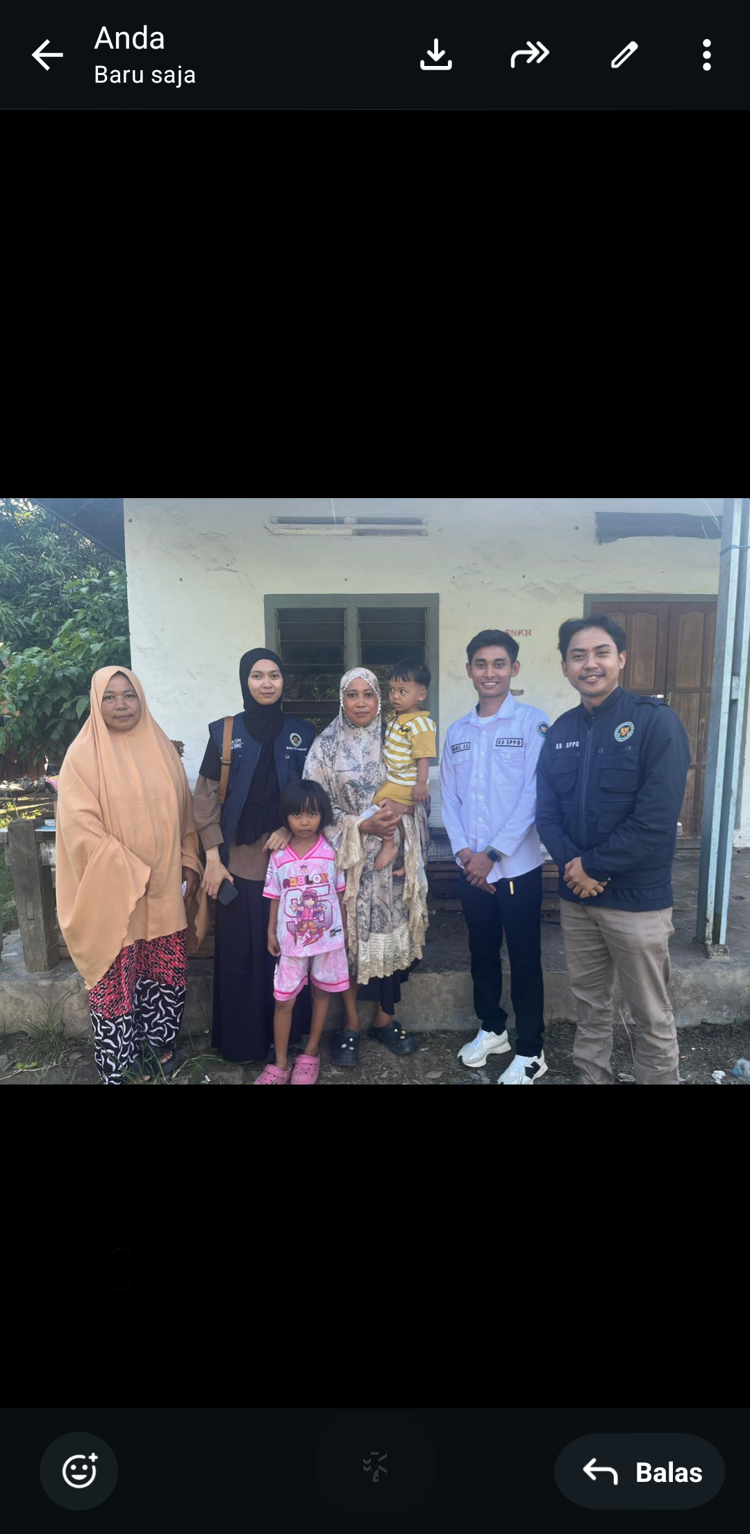 SPPG Malimpung 01 dan SPPG Patampanua Benteng Bantu Korban Kebakaran di Desa Padang Loang