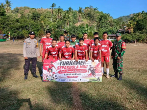 Babinsa dan Bhabinkamtibmas Amankan Pembukaan Turnamen Semarak Kemerdekaan RI ke-80 di Desa Ranga