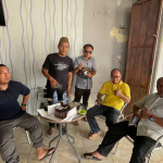Ketua SOKSI Golkar Sidrap H. Haris Mannan Diberi Kejutan Ulang Tahun oleh Sahabat di Warkop Saroja