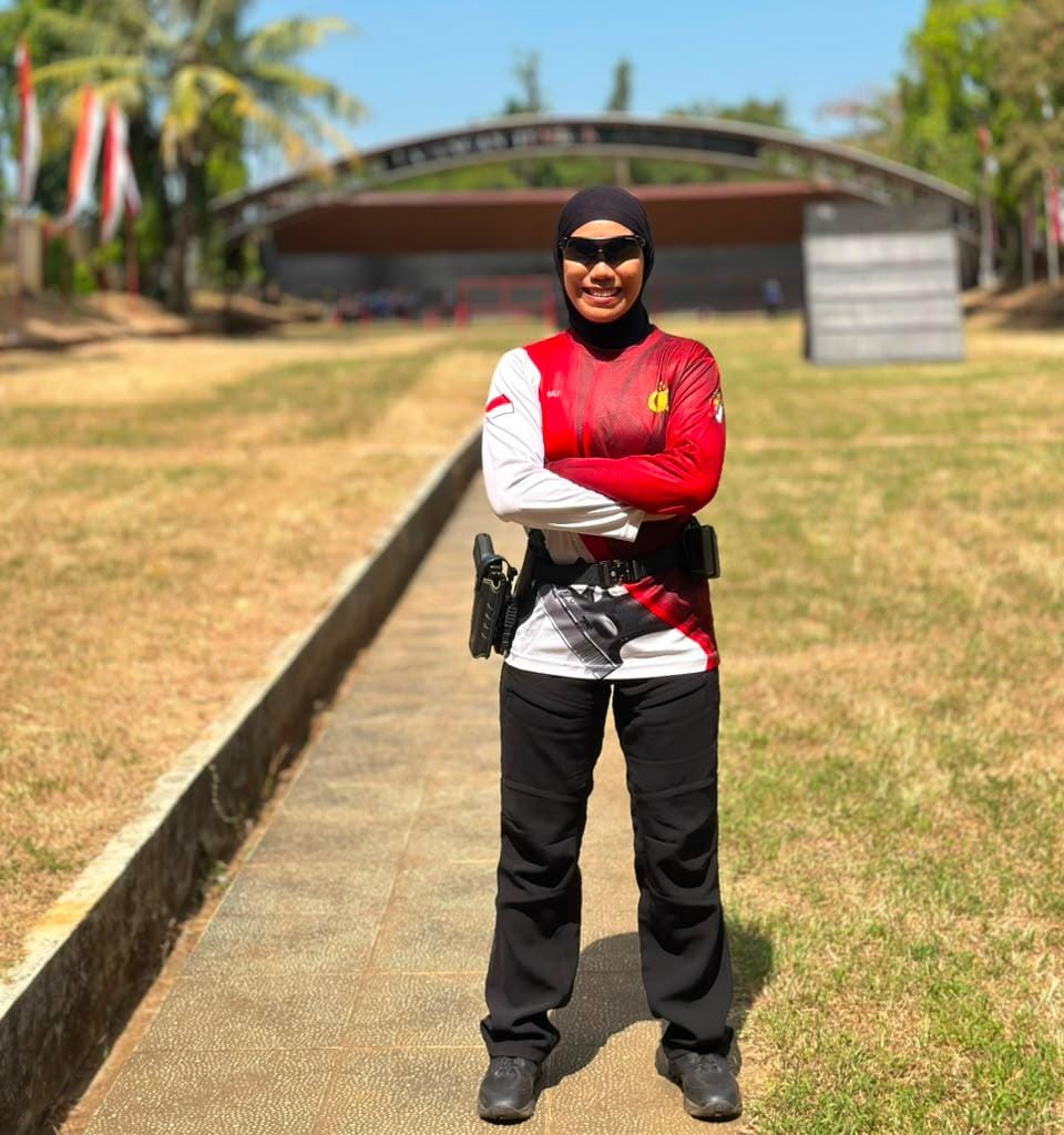 Srikandi Polres Enrekang Ukir Prestasi, Brigpol Yulianti, S.H. Raih Juara Tembak Presisi pada Kapolda Sulsel Cup XI 2026