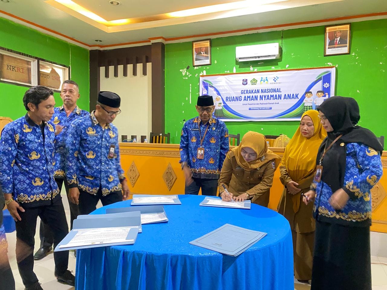PENANDATANGANAN DEKLARASI PESANTREN RAMAH ANAK, LANGKAH NYATA ENREKANG MENUJU KABUPATEN LAYAK ANAK