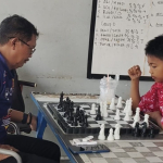 Ketua KONI Sidrap Apresiasi Siswa SDN 4 Arawa, Abdullah tampil Fokus Asah Bakat Lewat Permainan Catur.