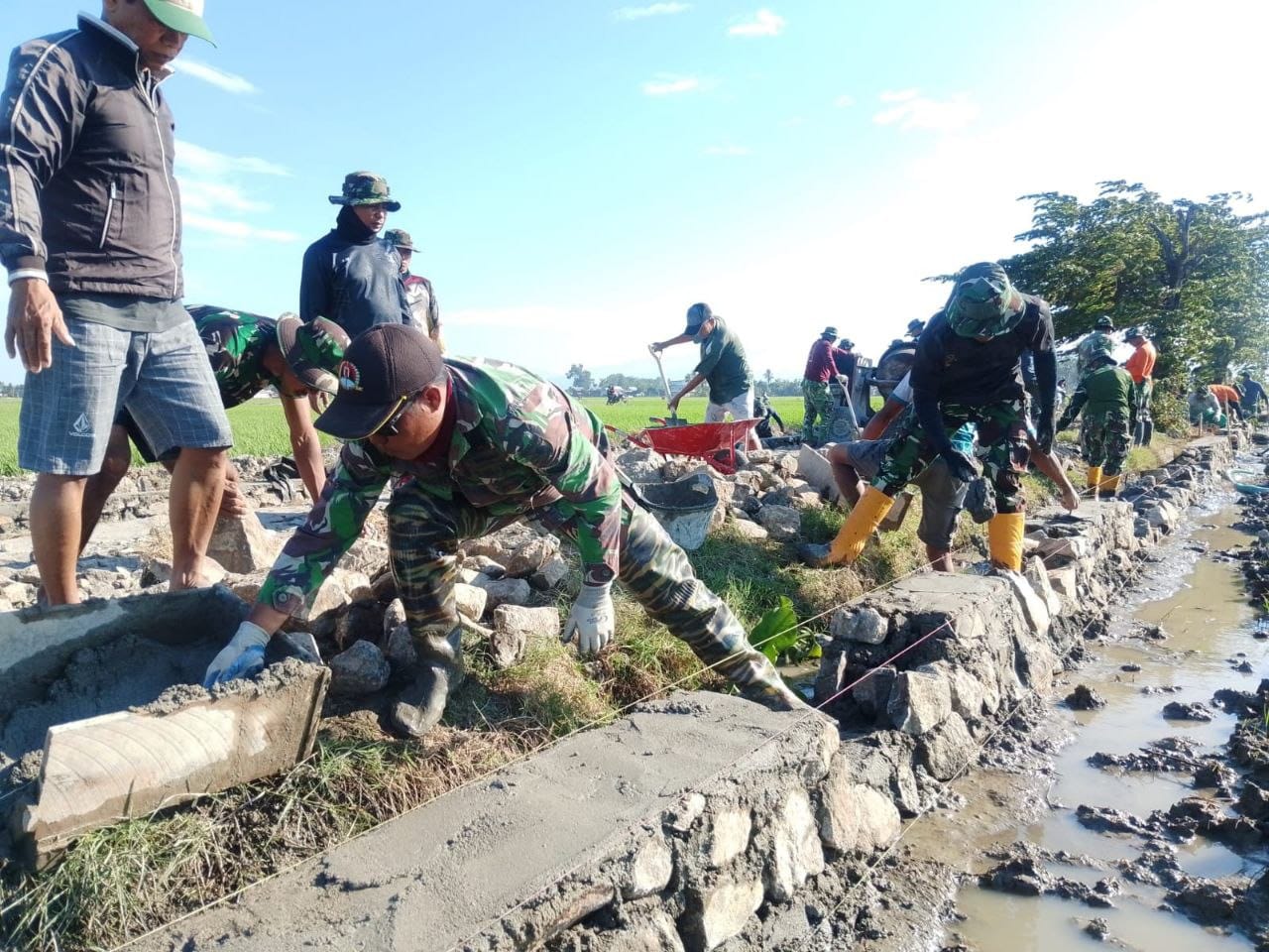 Satgas TMMD Ke-129 Kodim 1404/Pinrang Terus Kebut Sasaran Pekerjaan Fisik