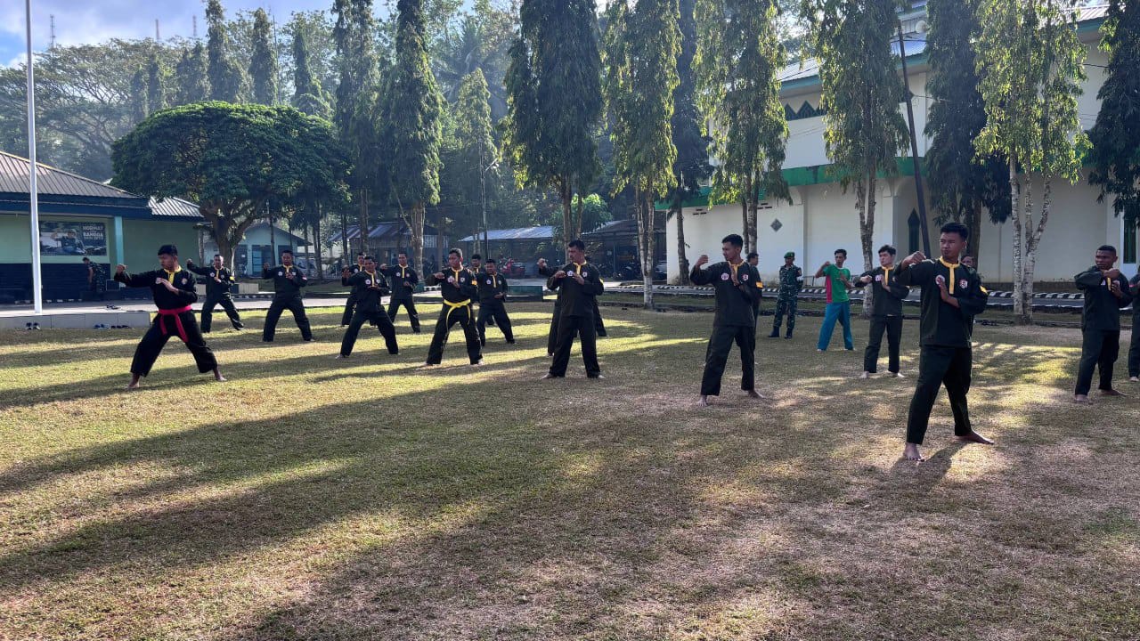 Cetak Prajurit Profesional, Kodim 1419/Enrekang Rutin Gelar Latihan Pencak Silat Militer