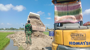 Satgas TMMD Ke-129 Kodim 1404/Pinrang Percepat Pembangunan Jalan Tani