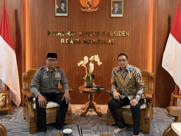 Jufri Kades Ajubissue Hadiri Pertemuan DPP AKSI dengan Hasan Nasbi, Komitmen Sukseskan Program Prioritas Presiden