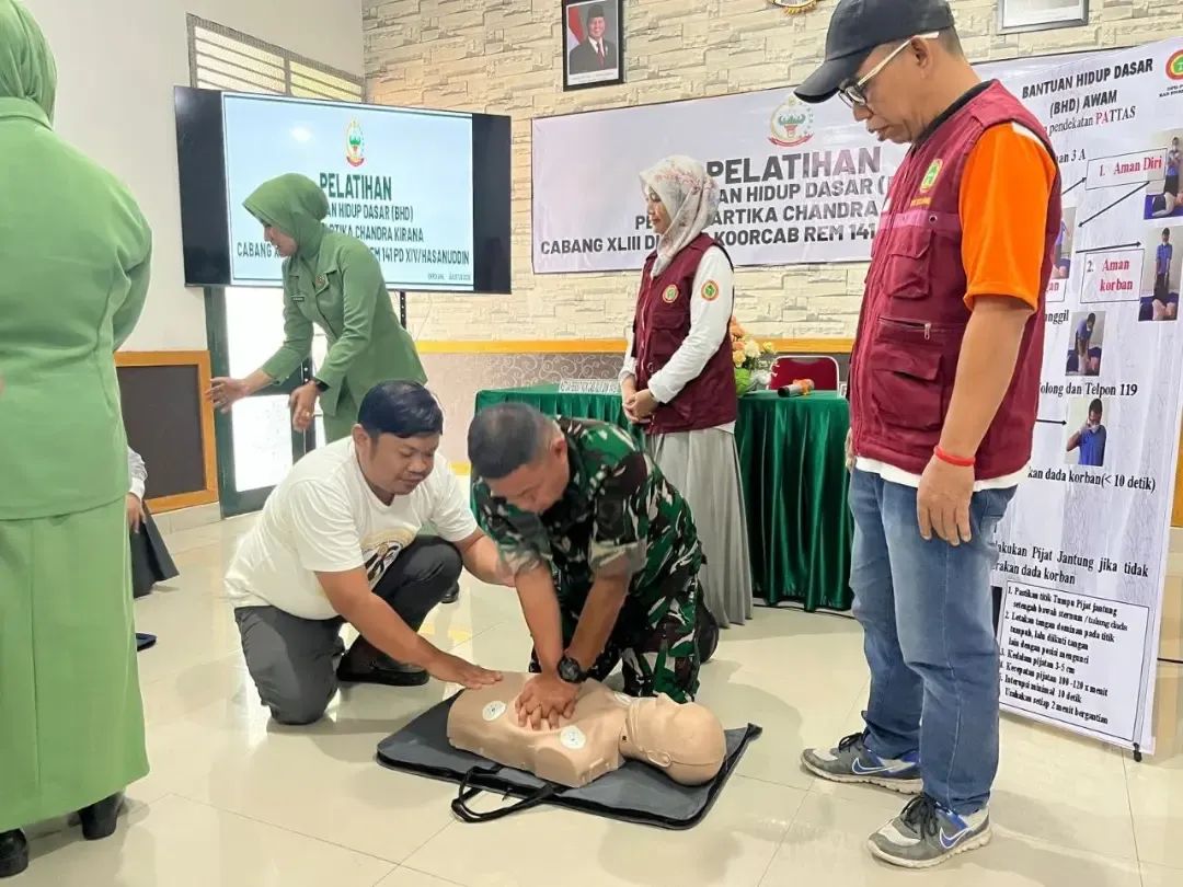 Persit KCK Cabang XLIII Dim 1419 Ikuti Pelatihan Bantuan Hidup Dasar