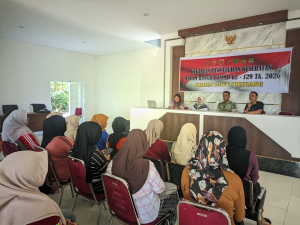 Tingkatkan Kesadaran Hidup Sehat, Satgas TMMD Ke-129 Kodim 1404/Pinrang Gelar Penyuluhan Kesehatan di Kantor Desa Tanratuo