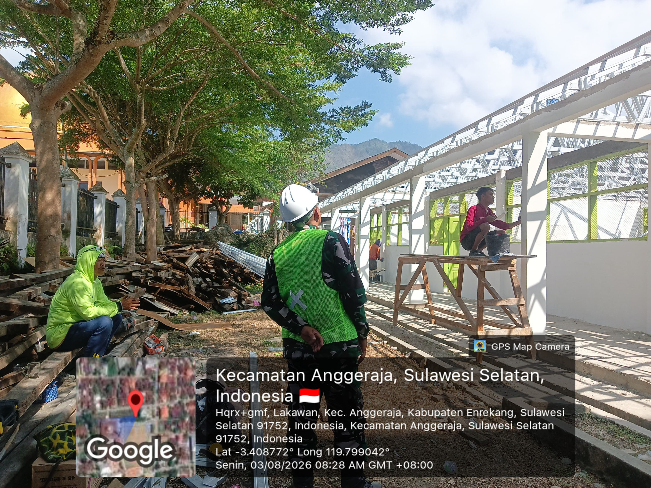 Babinsa Koramil 1419-04/Alla Dampingi Revitalisasi SMK Islam 165 Anggeraja