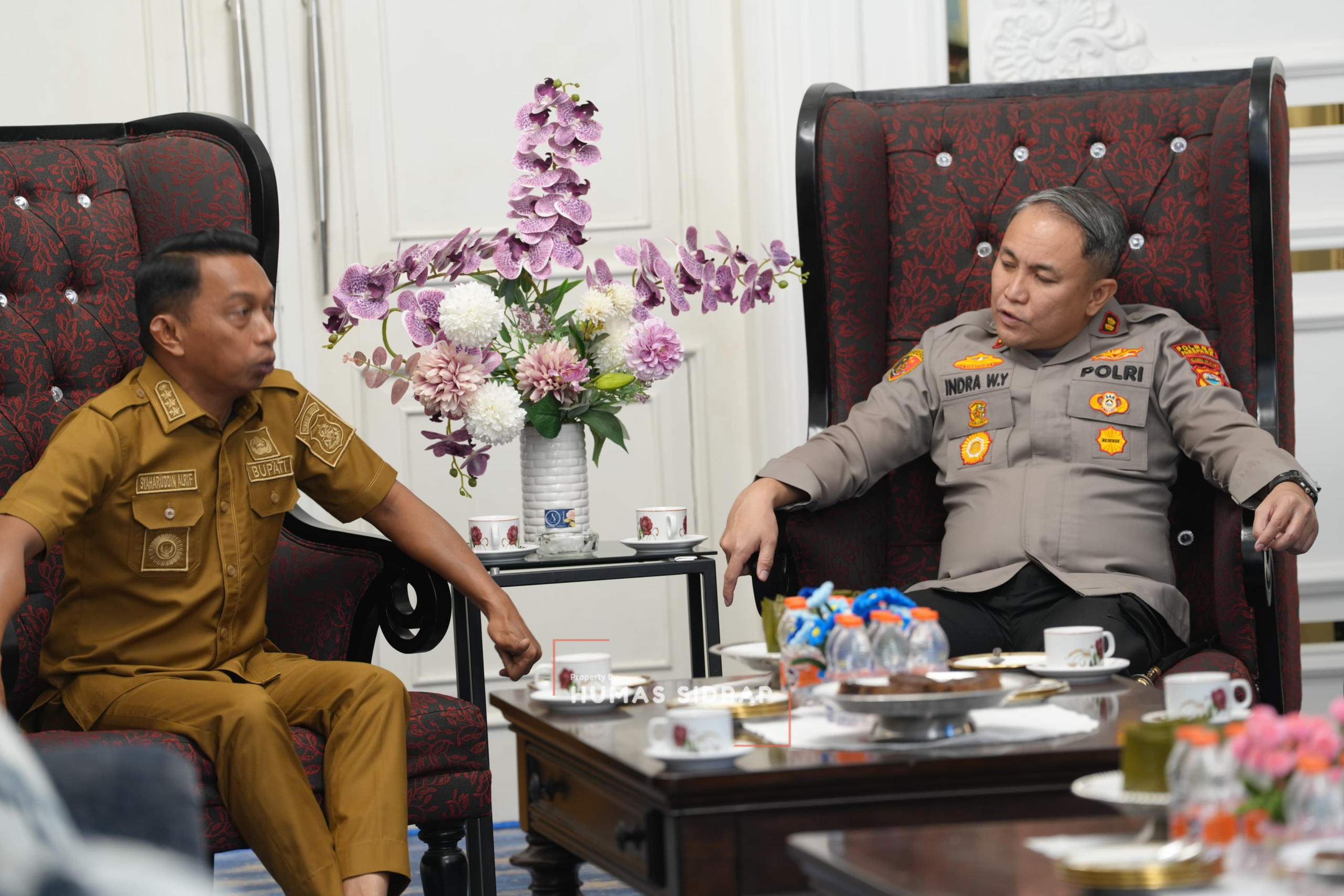 Awali Tugas di Sidrap, Kapolres Indra Waspada Yuda Temui Bupati Bahas Kamtibmas dan Program Prioritas